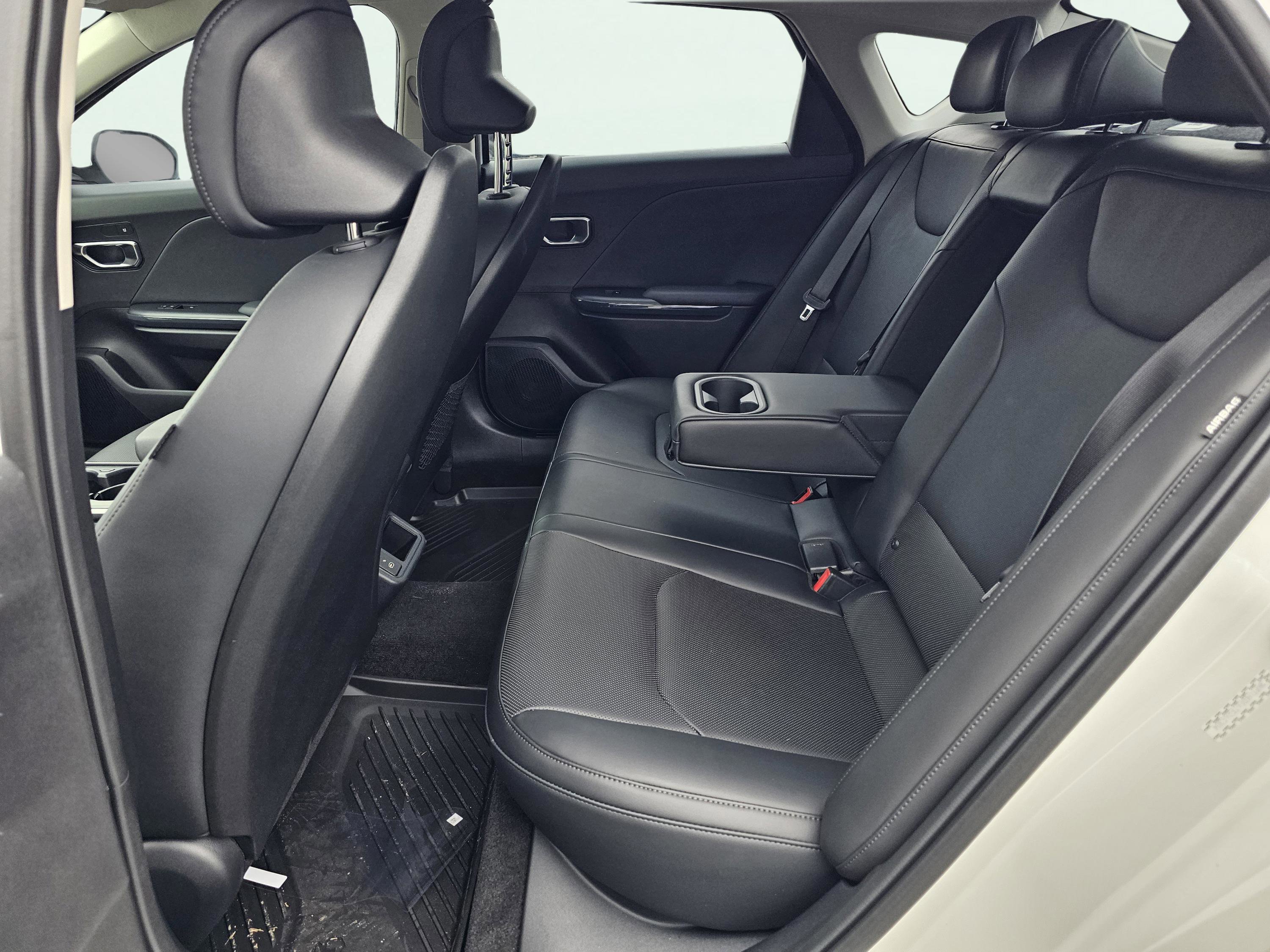 New 2026 Kia K4 GT-Line Turbo FWD image 30