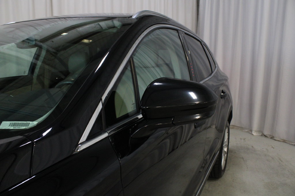 Used 2019 Lincoln MKC Premiere AWD/4WD image 35