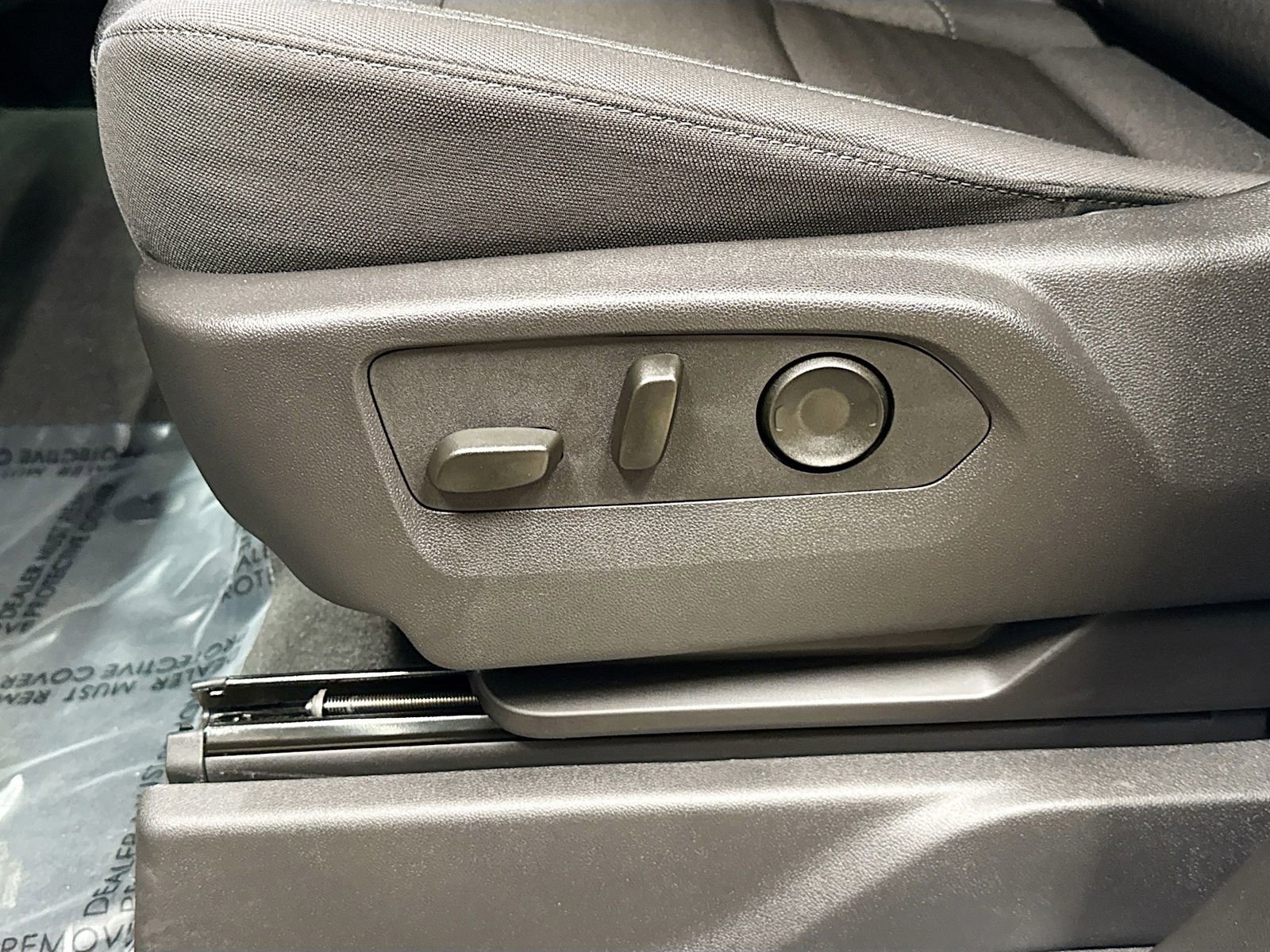 Used 2025 Chevrolet Silverado 1500 Custom Trail Boss w/ Turbomax Blackout Package image 22