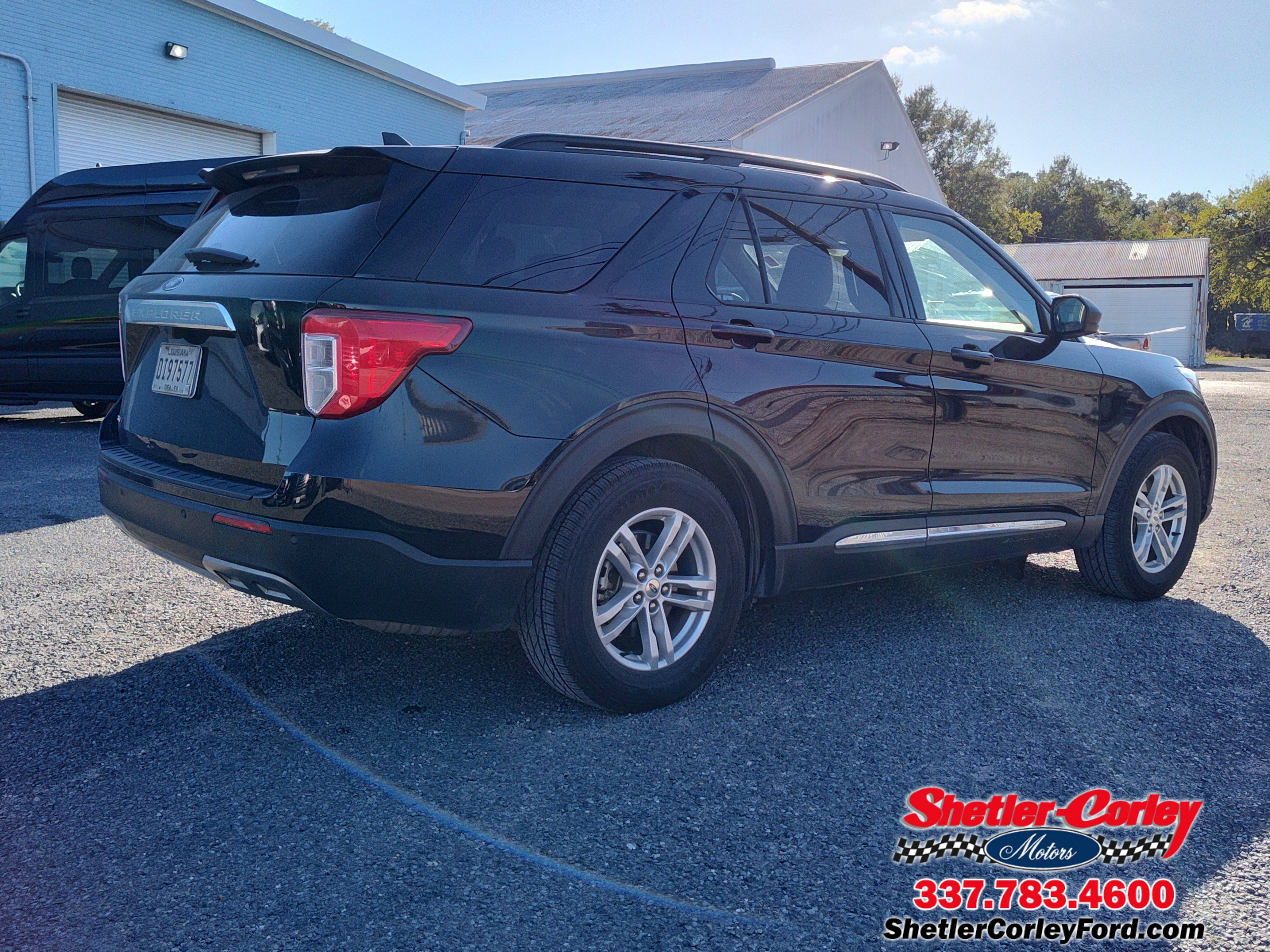 Used 2023 Ford Explorer XLT w/ Equipment Group 202A image 8