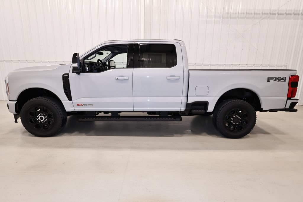 New 2026 Ford F350 Lariat w/ Black Appearance Package AWD/4WD image 6