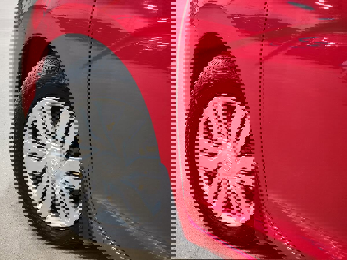 Used 2015 Honda Fit LX image 23