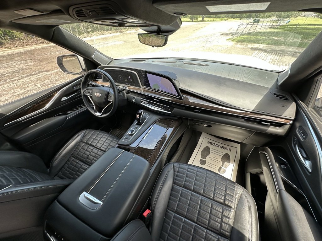 Certified 2023 Cadillac Escalade Sport Platinum w/ LPO, ONYX Package image 7