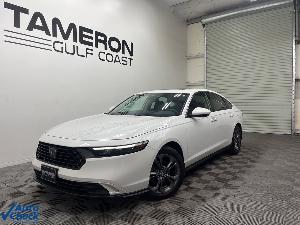 Used 2023 Honda Accord EX image 2