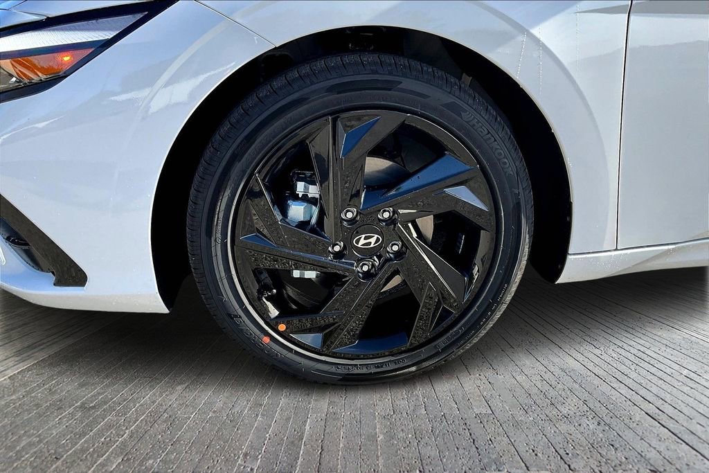 New 2026 Hyundai Elantra SEL Sport Premium image 13