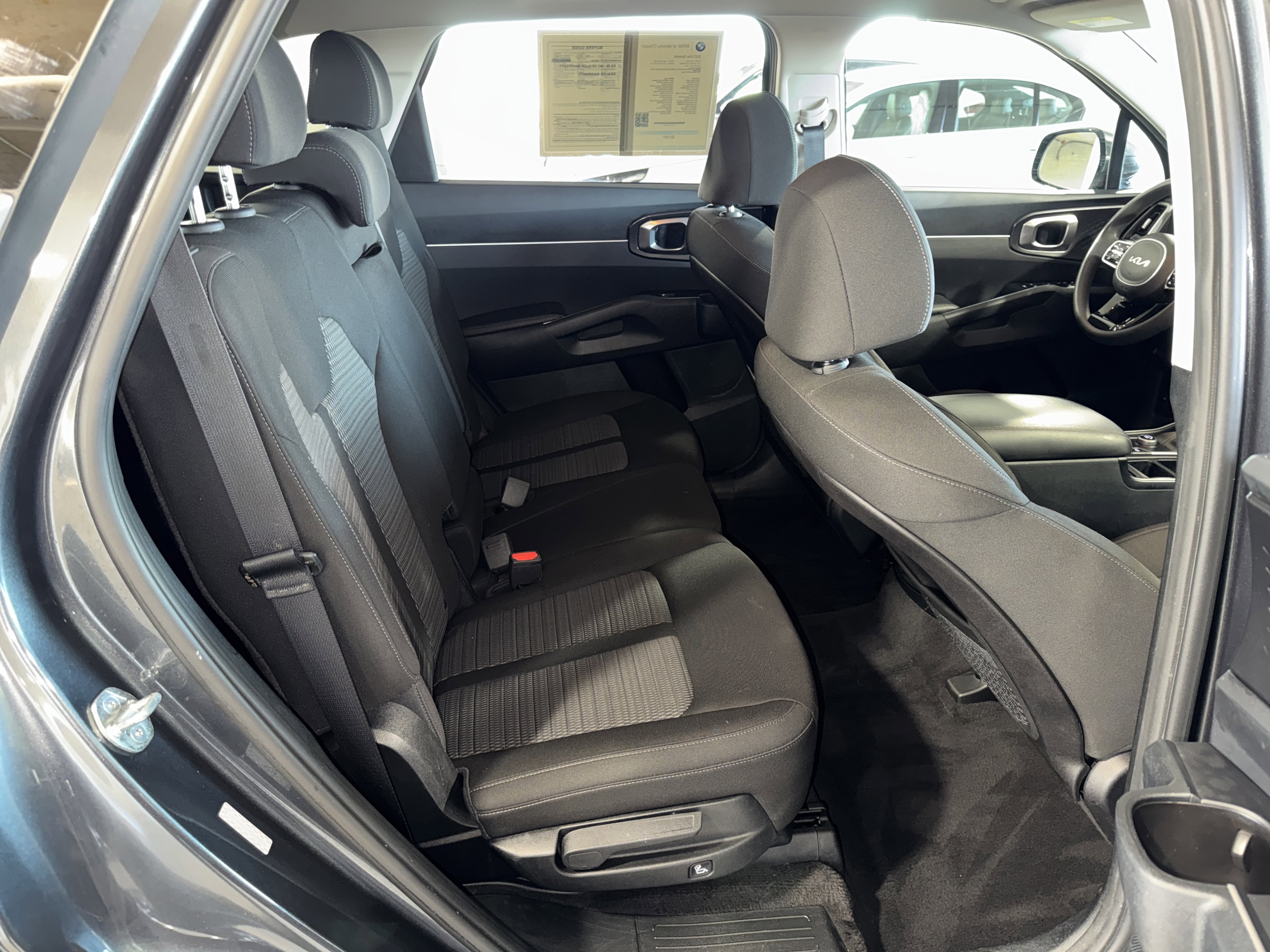 Used 2023 Kia Sorento LX image 12