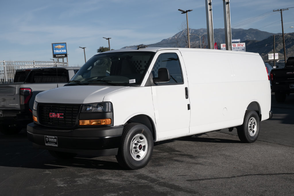 New 2025 GMC Savana 2500 Extended w/ Driver Convenience Package RWD image 8