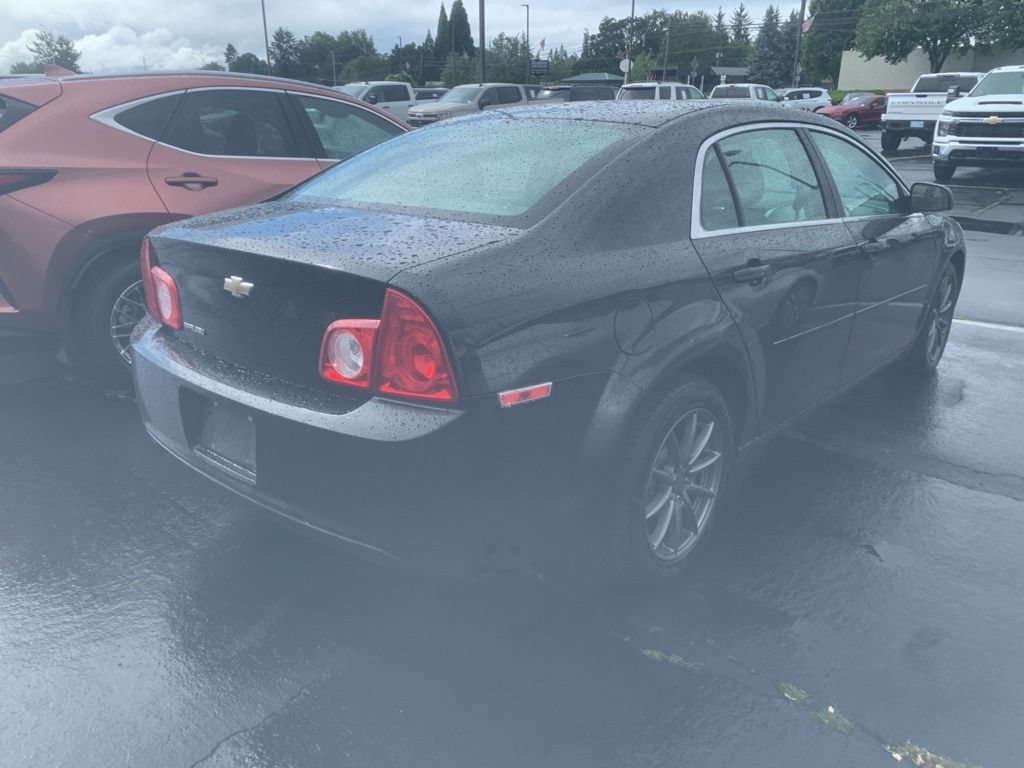 Used 2011 Chevrolet Malibu LS FWD image 4