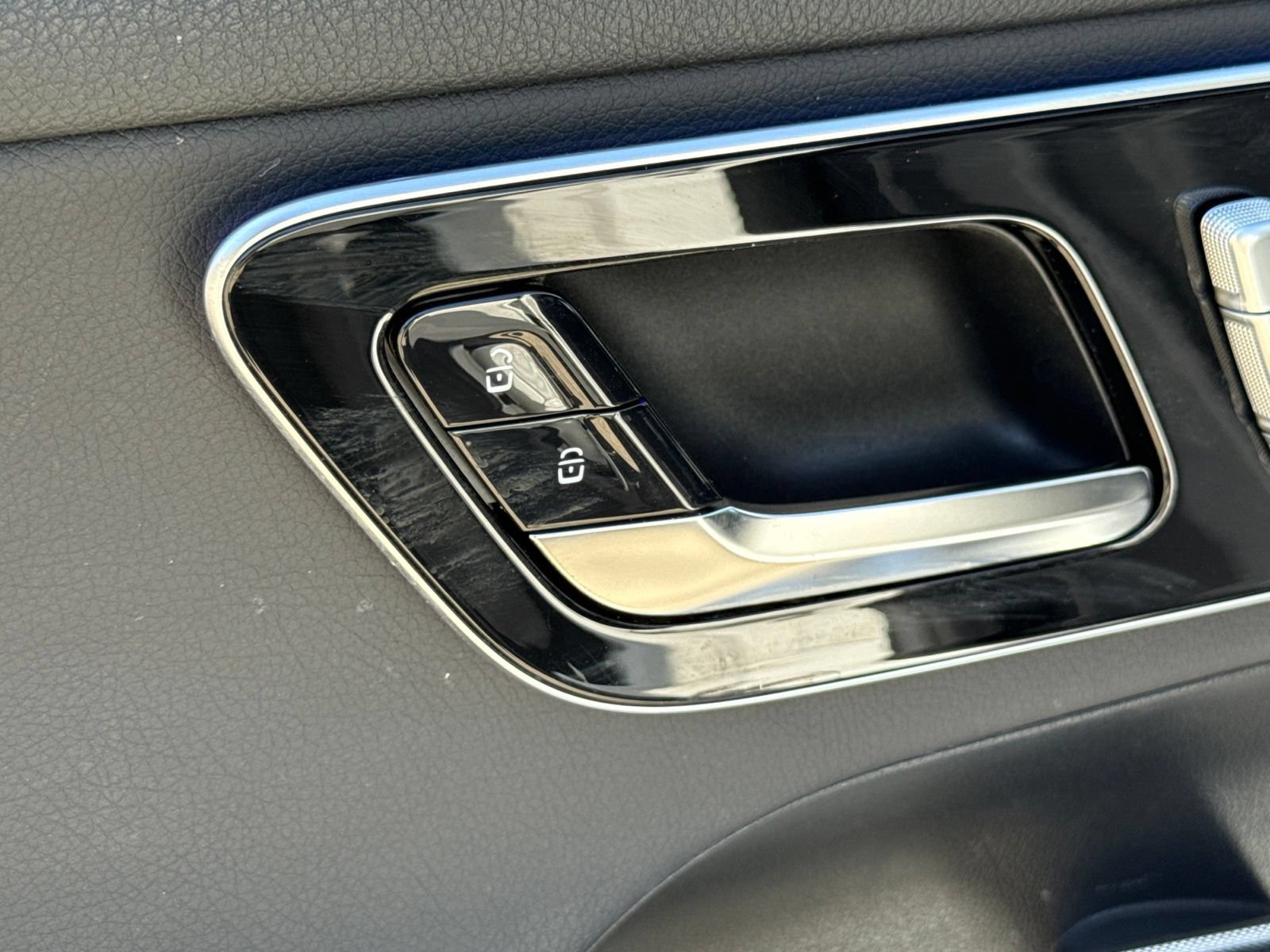 Used 2026 Mercedes-Benz GLC 300 image 22