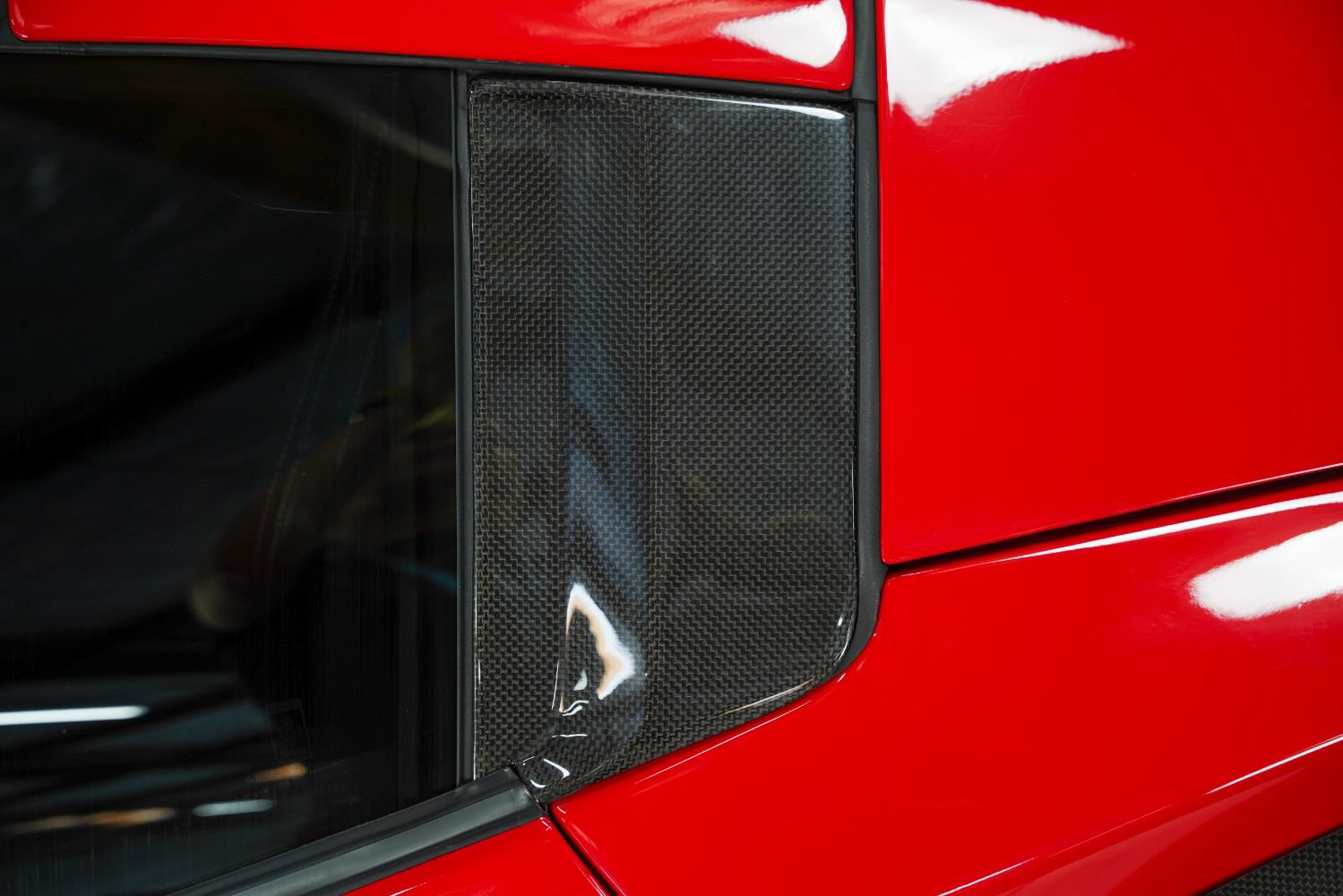 Used 2021 Ferrari F8 Tributo RWD image 21