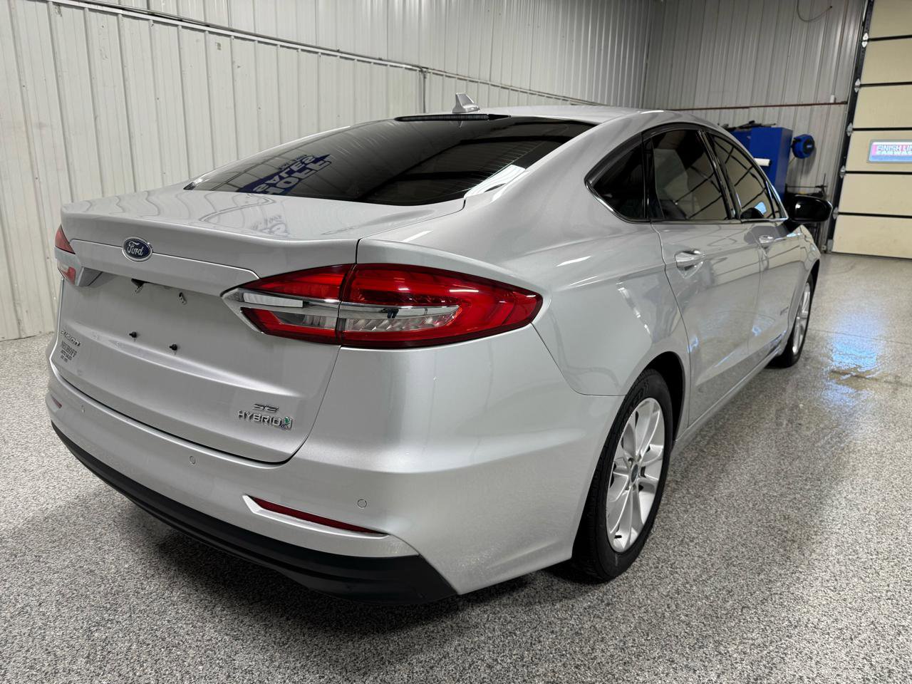 Used 2019 Ford Fusion SE image 8