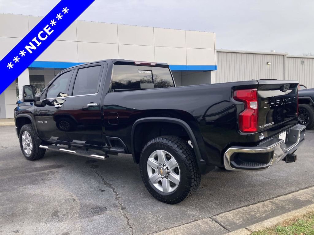 Used 2021 Chevrolet Silverado 2500 LTZ w/ LTZ Convenience Package image 6