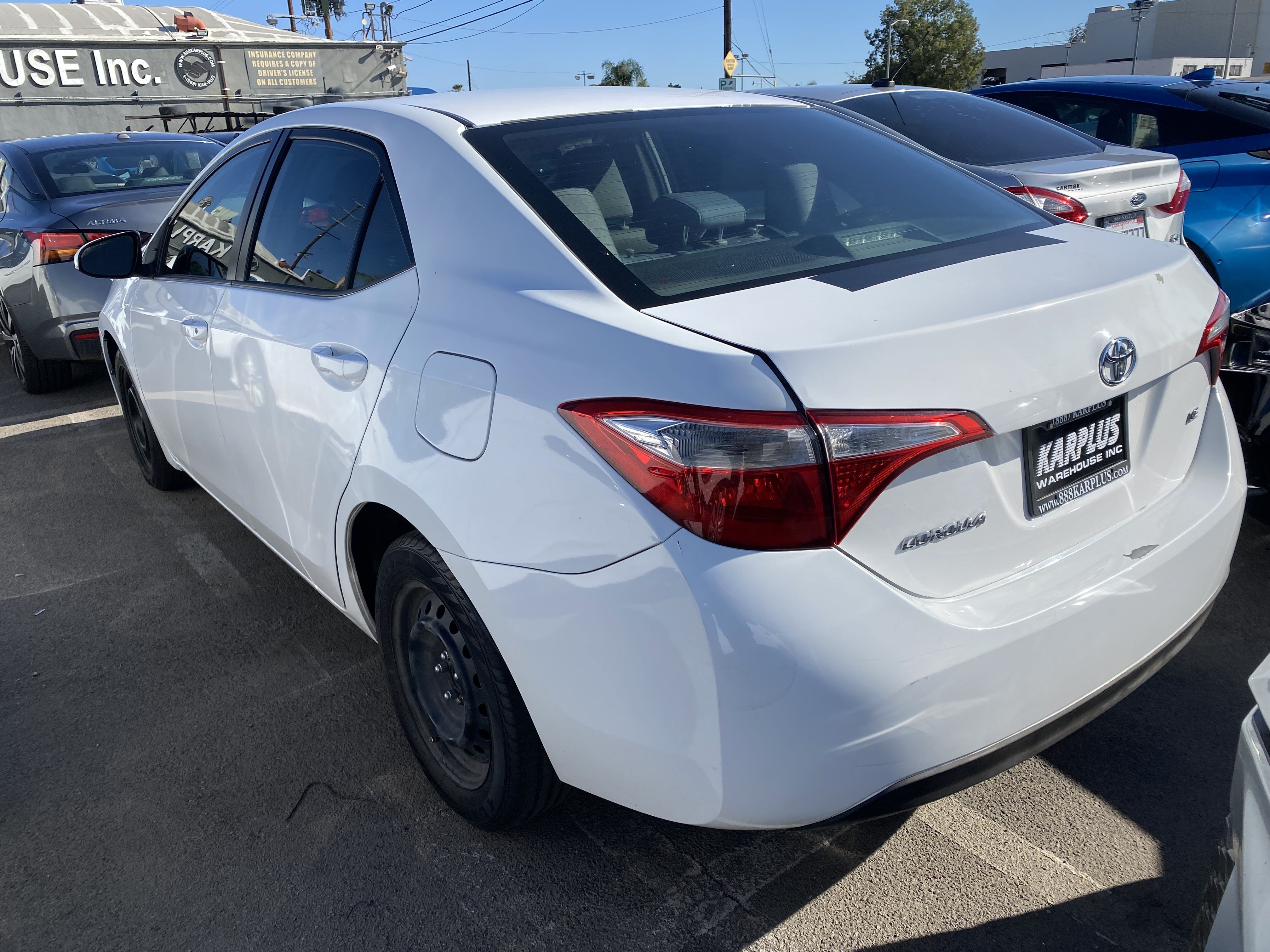 Used 2015 Toyota Corolla LE FWD image 6