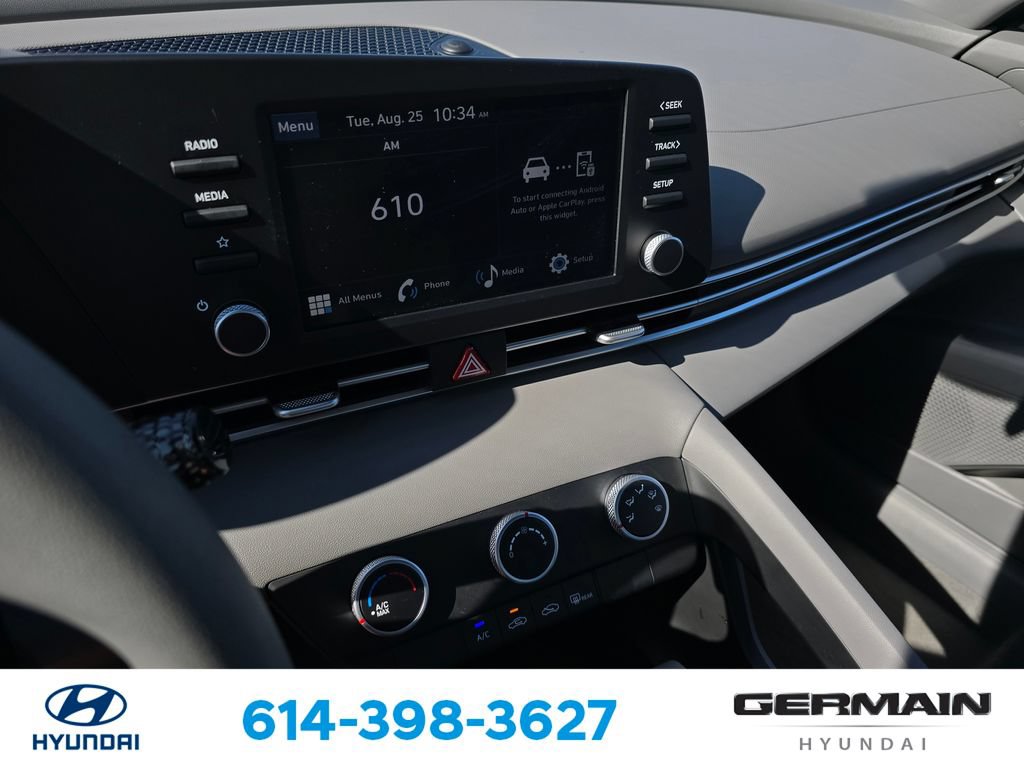 Certified 2026 Hyundai Elantra SE FWD image 24