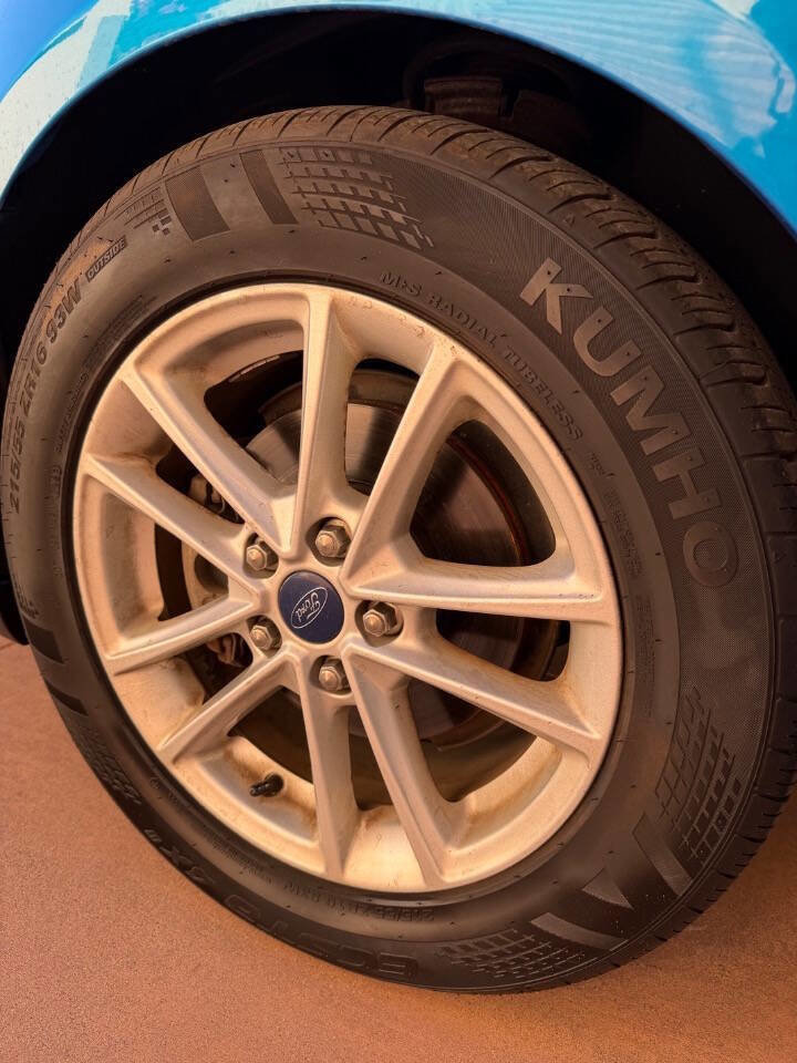 Used 2016 Ford Focus SE image 26