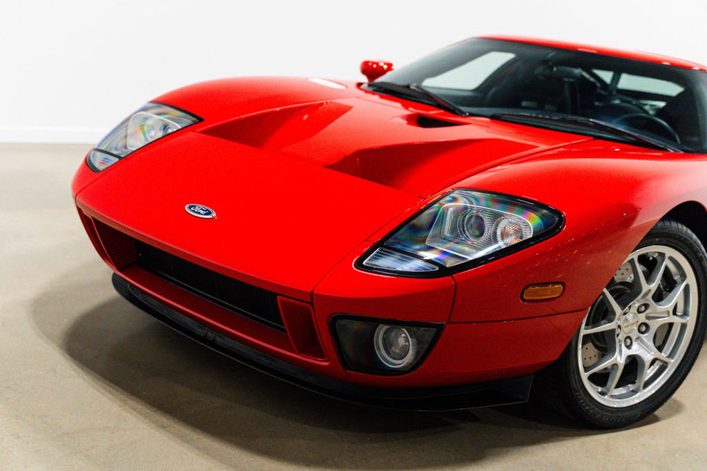Used 2005 Ford GT image 9