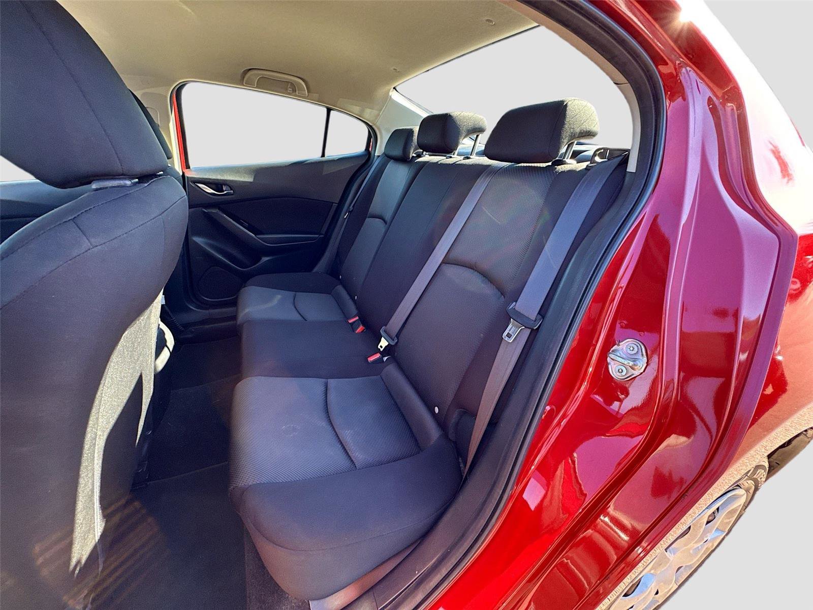 Used 2017 MAZDA MAZDA3 Sport image 22
