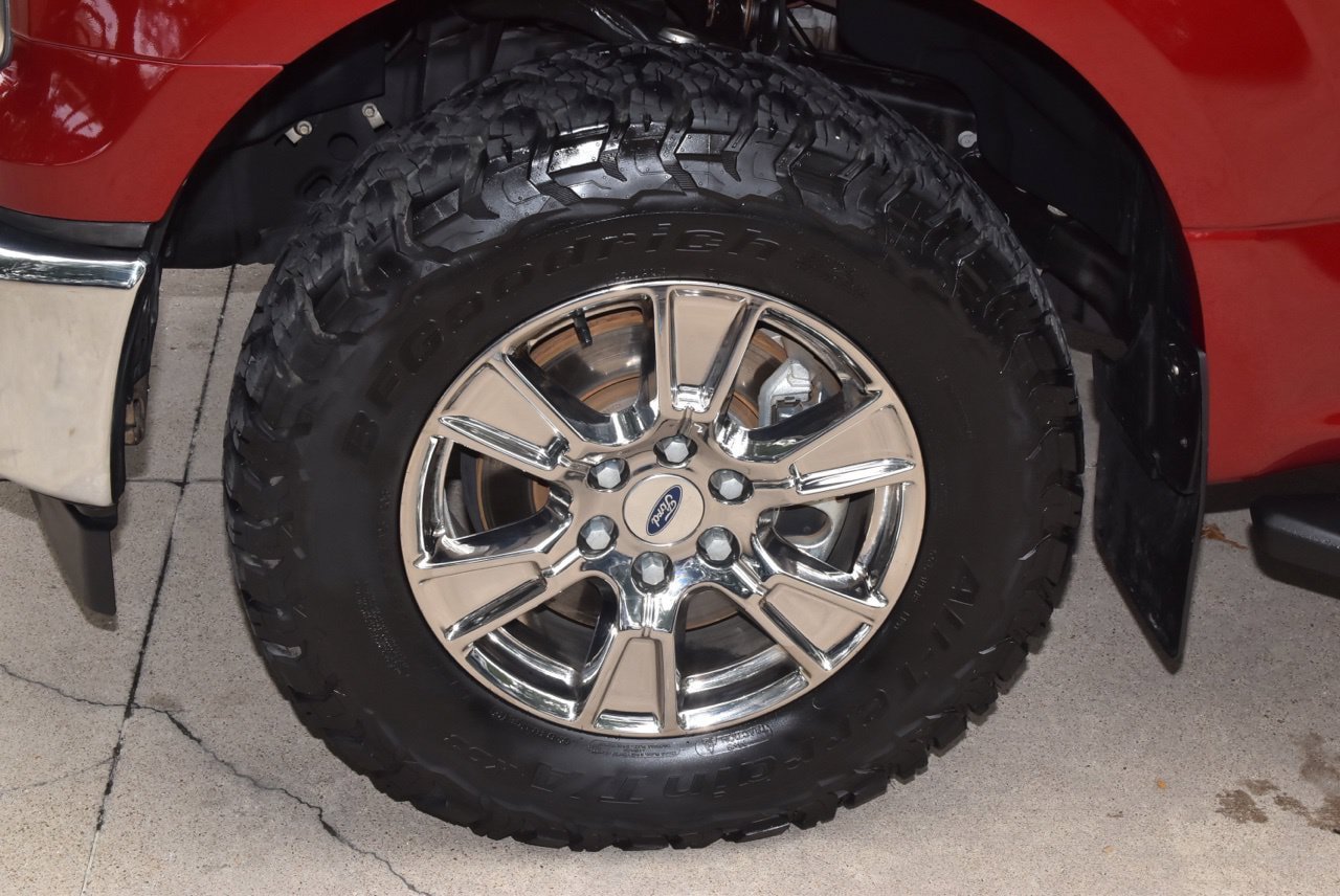 Used 2017 Ford F150 XLT w/ Equipment Group 302A Luxury AWD/4WD image 37