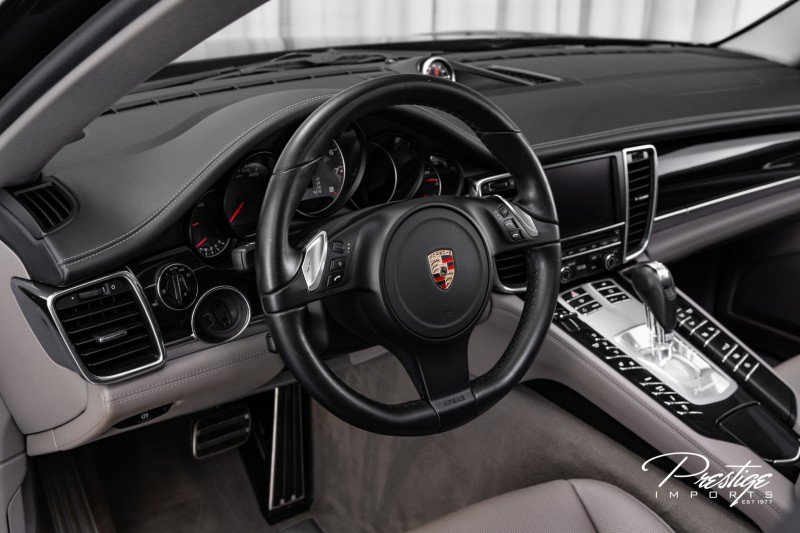 Used 2010 Porsche Panamera S image 24