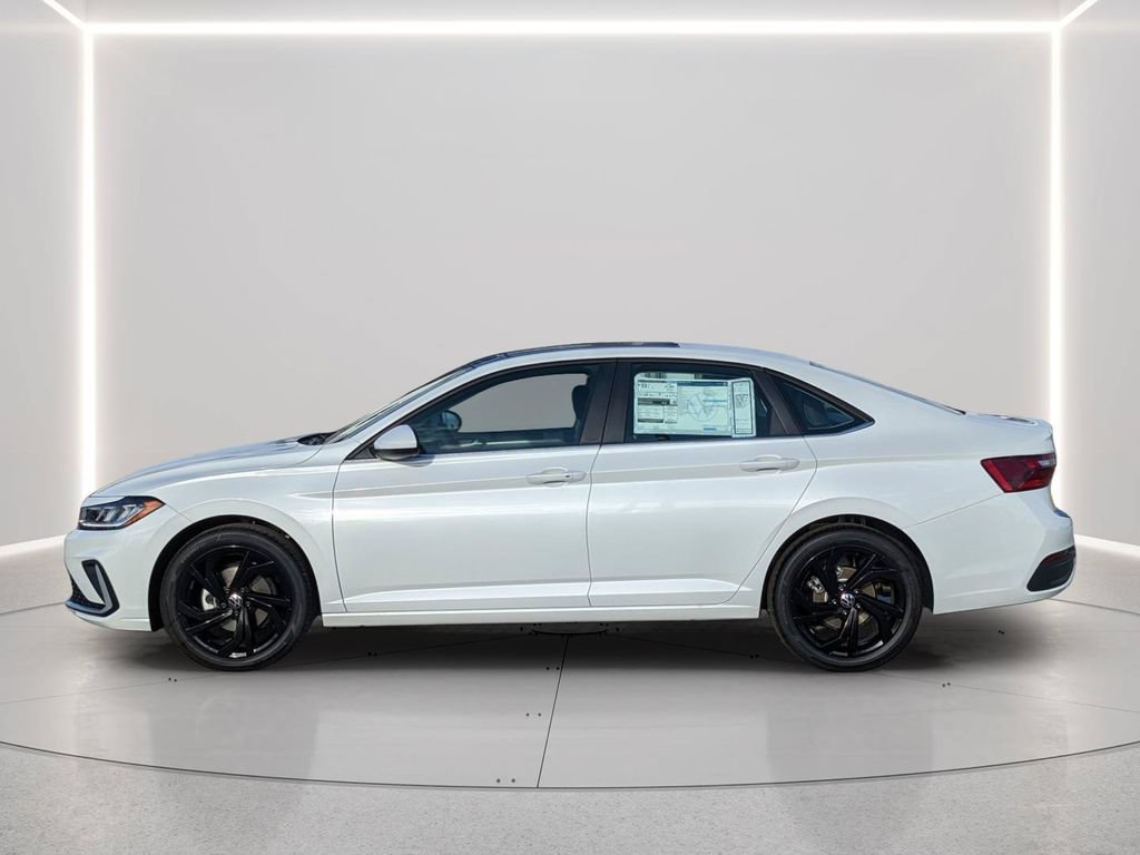 New 2026 Volkswagen Jetta SE FWD image 3