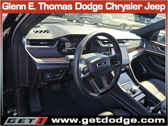 Certified 2023 Jeep Grand Cherokee Summit w/ Advanced Protech Group IV AWD/4WD image 13