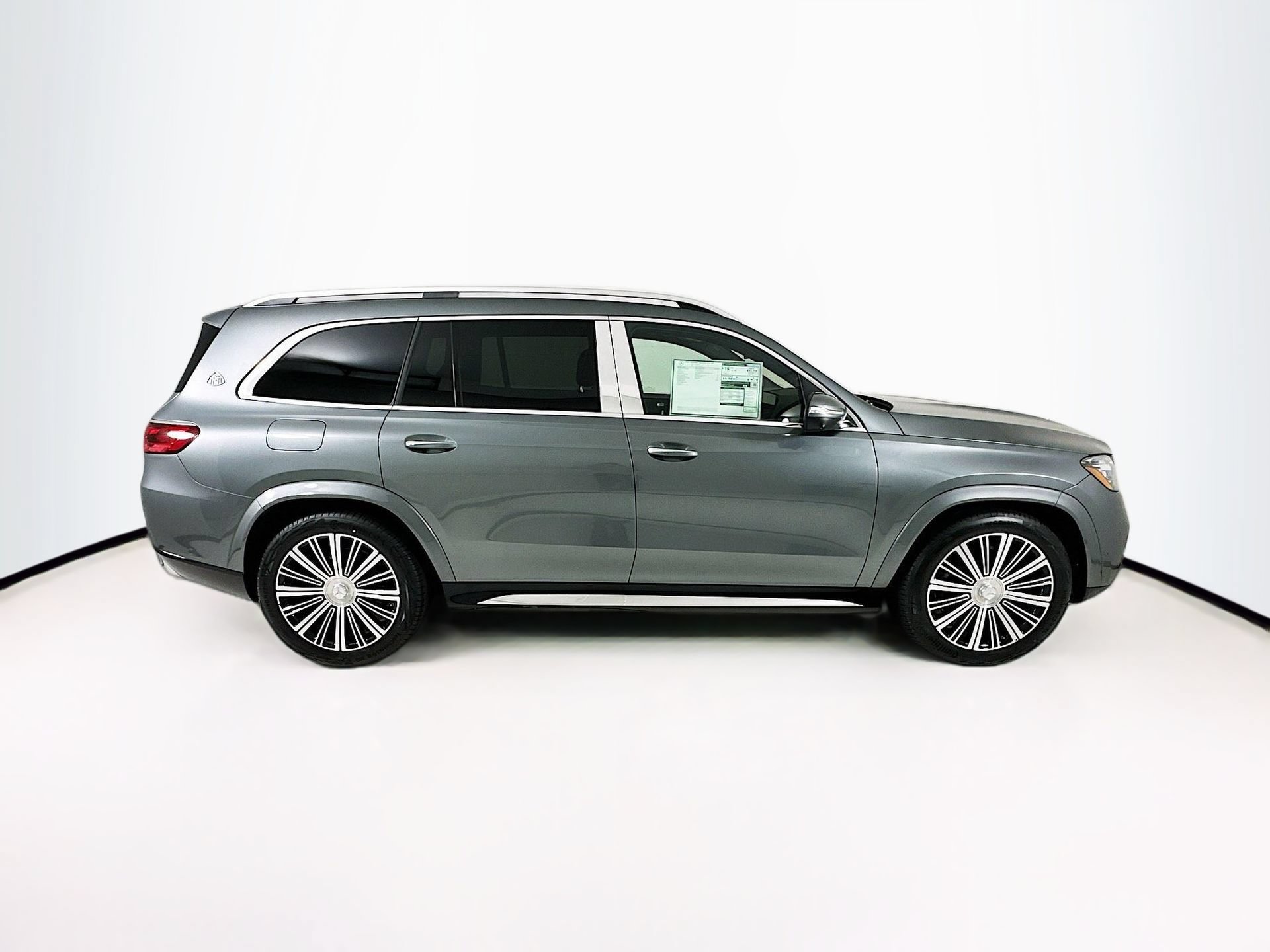 New 2026 Mercedes-Benz Maybach GLS 600 4MATIC image 9