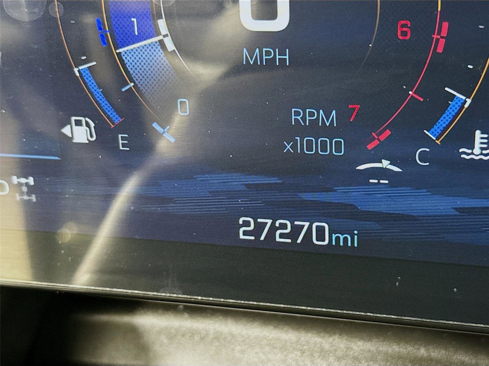 Used 2025 Chevrolet Equinox LT image 2
