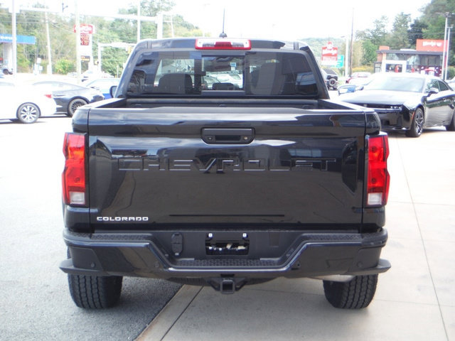 Used 2024 Chevrolet Colorado Trail Boss w/ Advanced Trailering Package AWD/4WD image 16