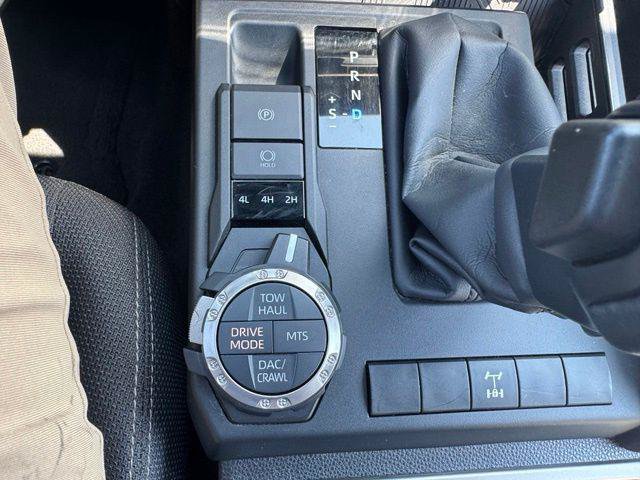 Certified 2025 Toyota 4Runner TRD Off-Road AWD/4WD image 29