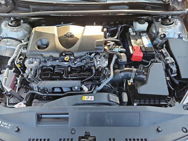 Used 2022 Toyota Camry LE FWD image 12