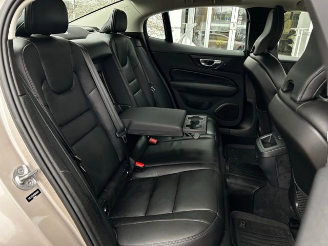 Used 2023 Volvo S60 B5 Plus w/ Climate Package image 27