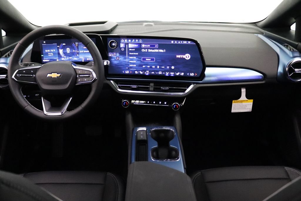 Certified 2026 Chevrolet Equinox EV LT w/ Convenience Package II FWD image 18