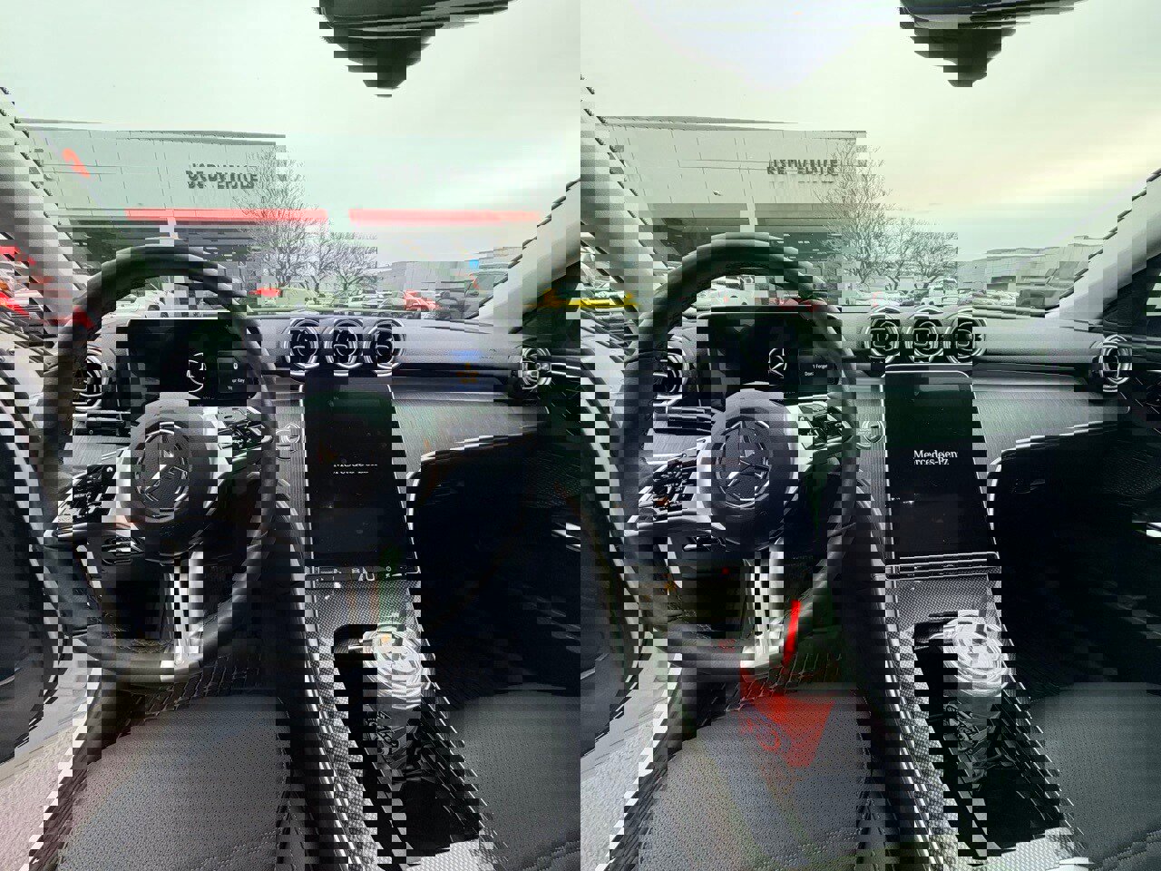 Used 2023 Mercedes-Benz C 300 4MATIC Sedan image 12