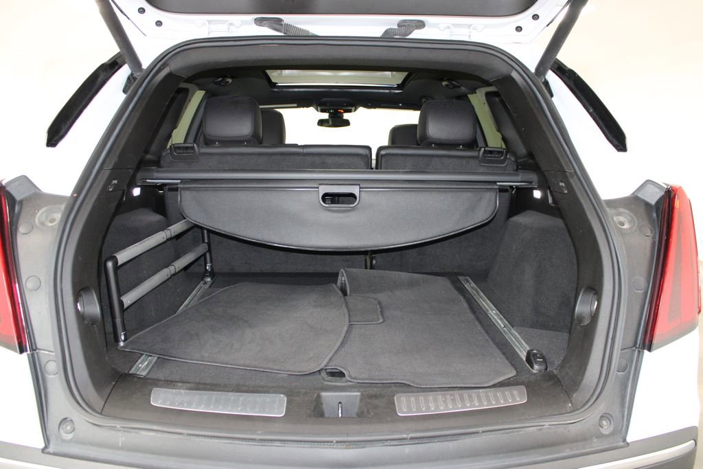 Used 2024 Cadillac XT5 Premium Luxury AWD/4WD image 13