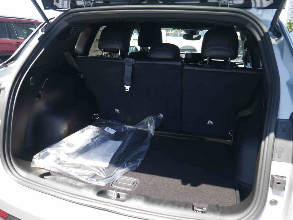 New 2025 Jeep Compass Latitude image 7