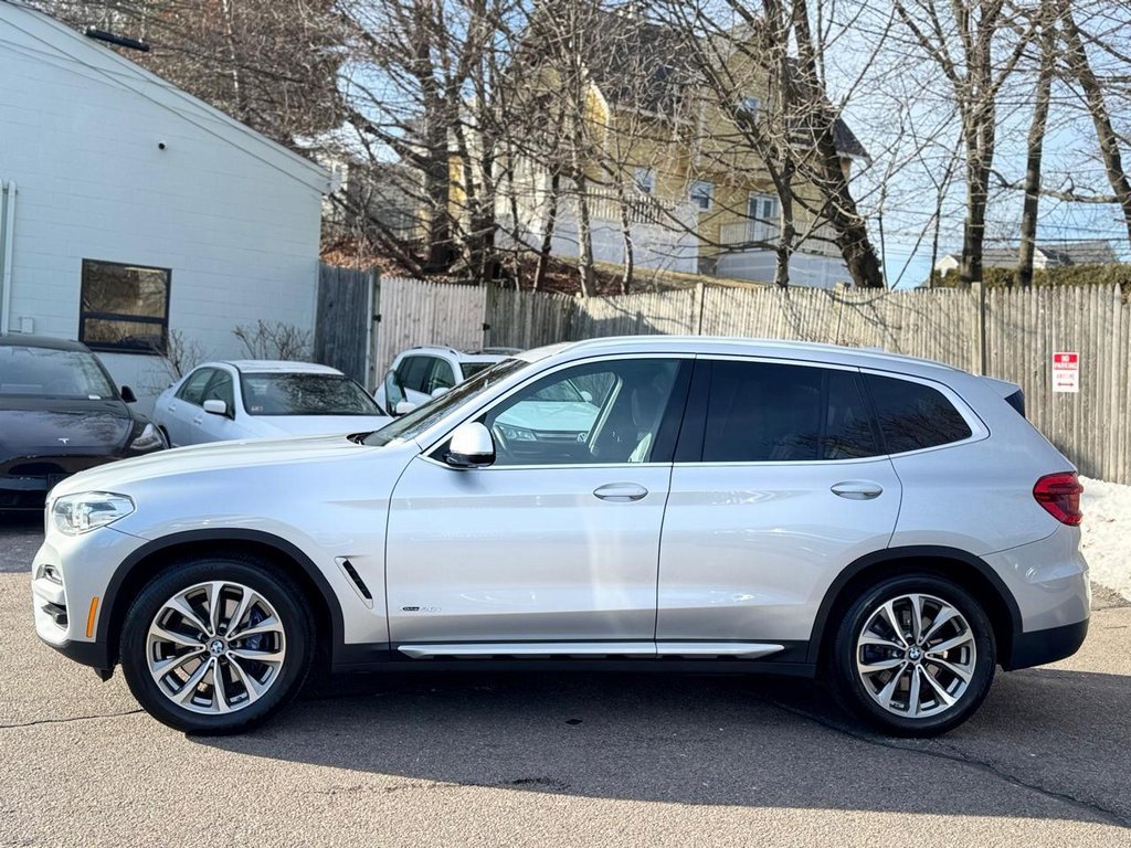 Used 2018 BMW X3 xDrive30i image 3