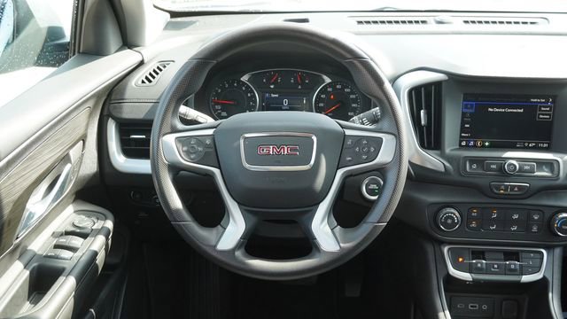 Used 2024 GMC Terrain SLE image 17
