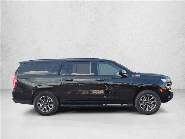 Used 2022 Chevrolet Suburban Z71 AWD/4WD image 4