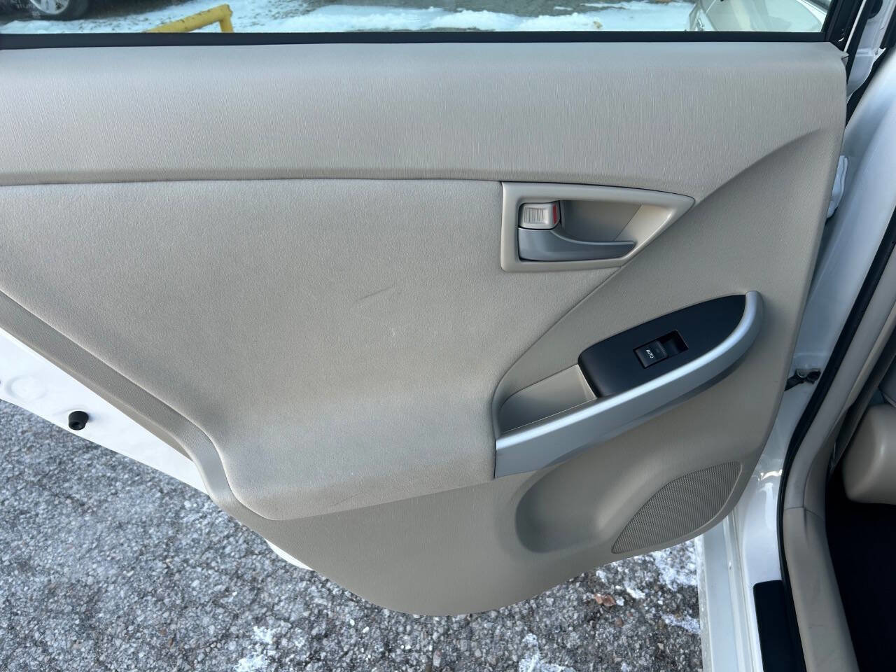 Used 2013 Toyota Prius Two image 16