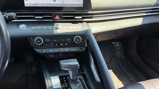 Used 2021 Hyundai Elantra Limited w/ Cargo Package FWD image 7