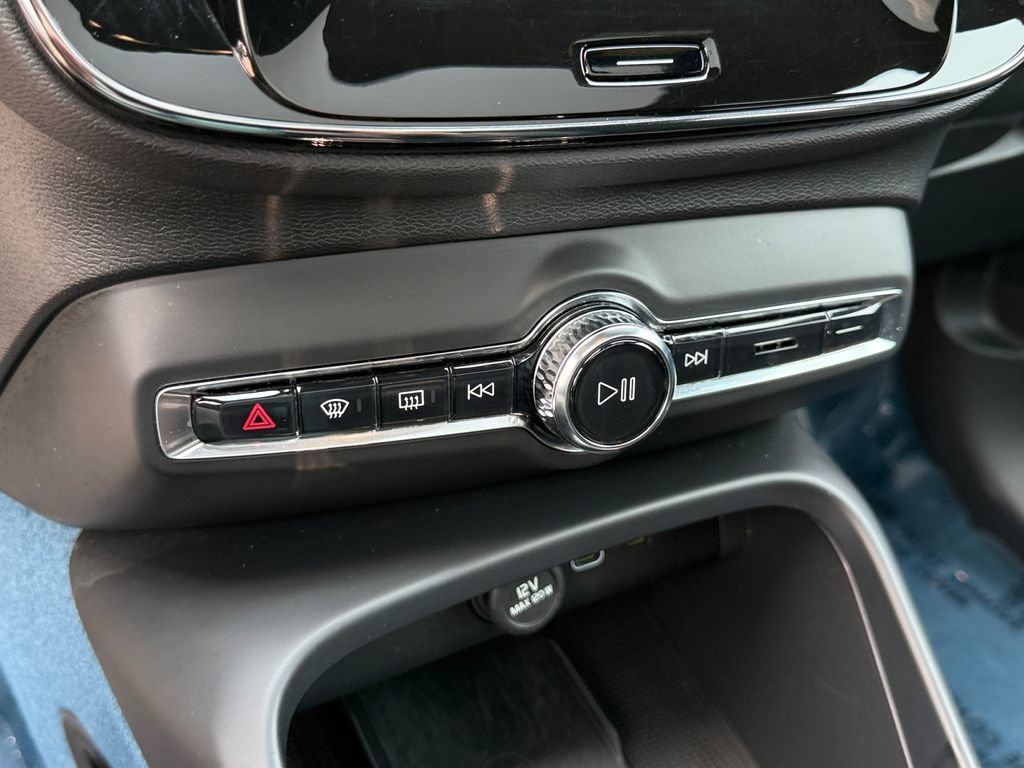 Certified 2023 Volvo C40 P8 Recharge Plus AWD/4WD image 34