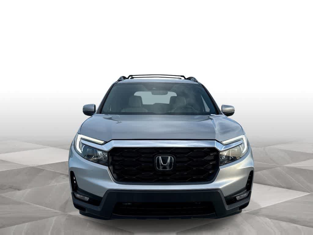 Used 2023 Honda Passport EX-L image 3