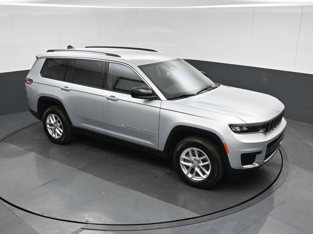Used 2023 Jeep Grand Cherokee L Laredo AWD/4WD image 68