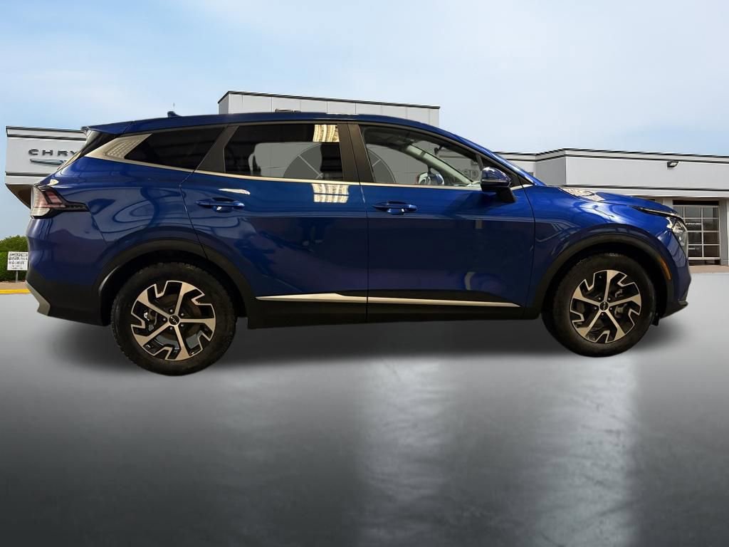 Used 2023 Kia Sportage EX image 6