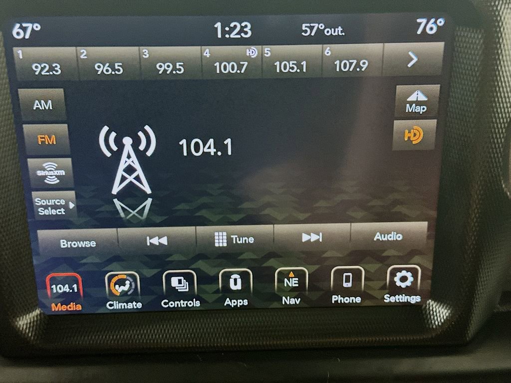 Used 2021 Jeep Gladiator Mojave image 16