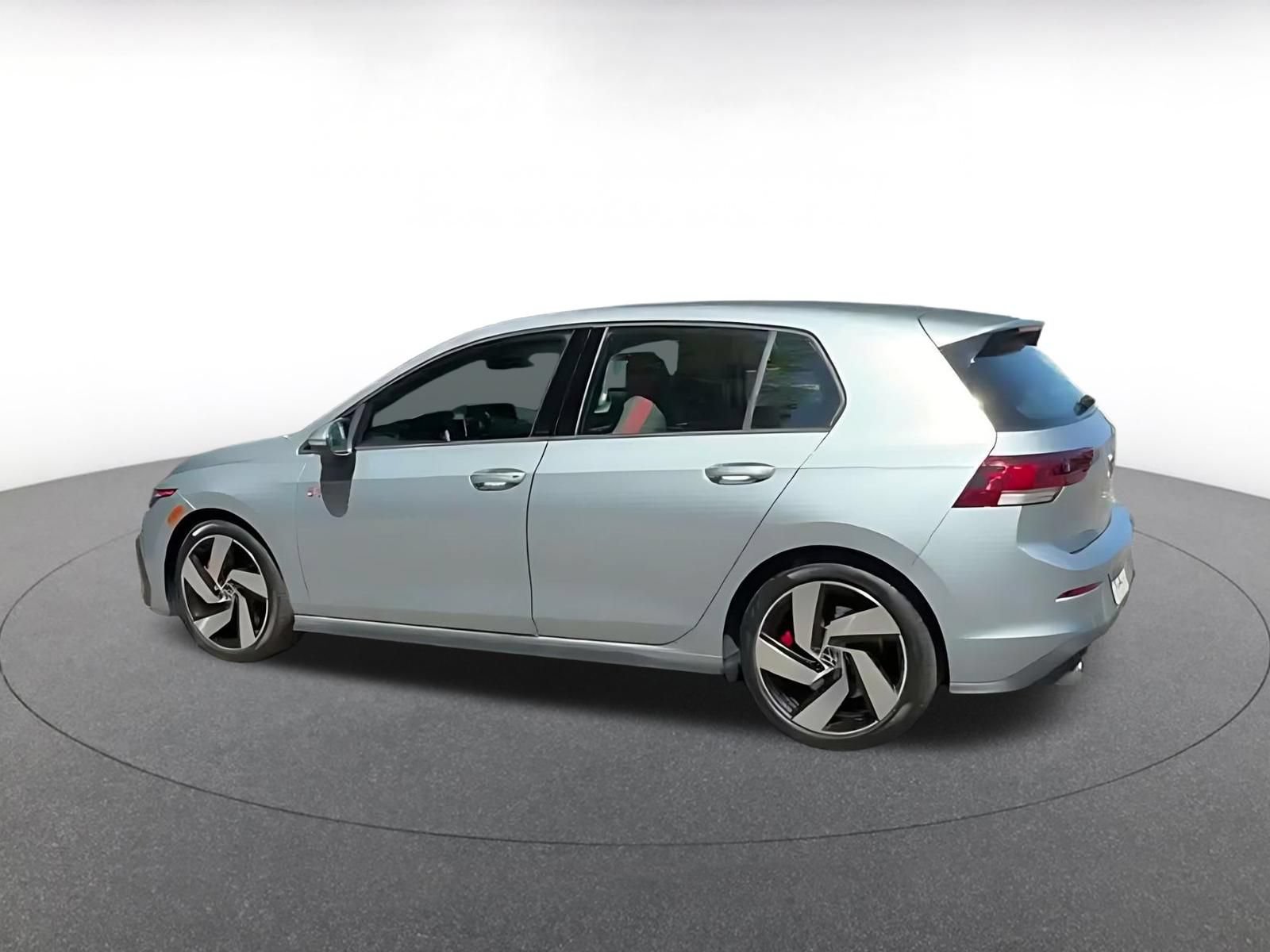 Used 2026 Volkswagen Golf S FWD image 8