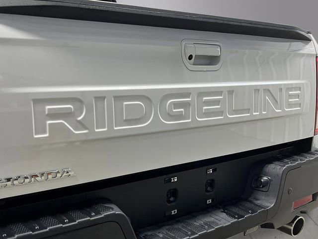New 2026 Honda Ridgeline Black Edition image 6