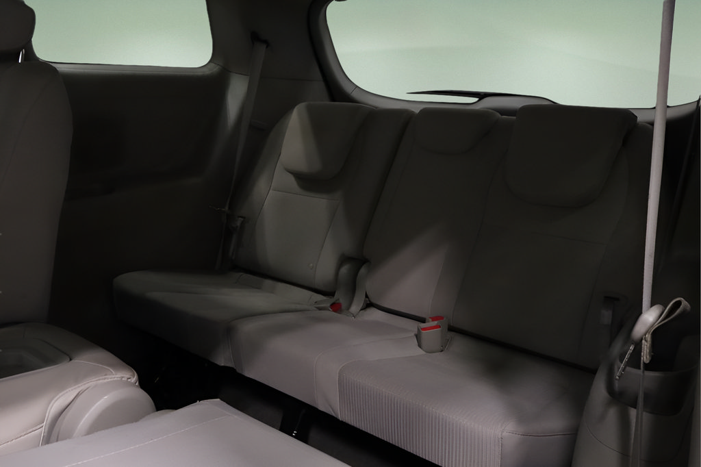 Used 2019 Kia Sedona LX FWD image 10
