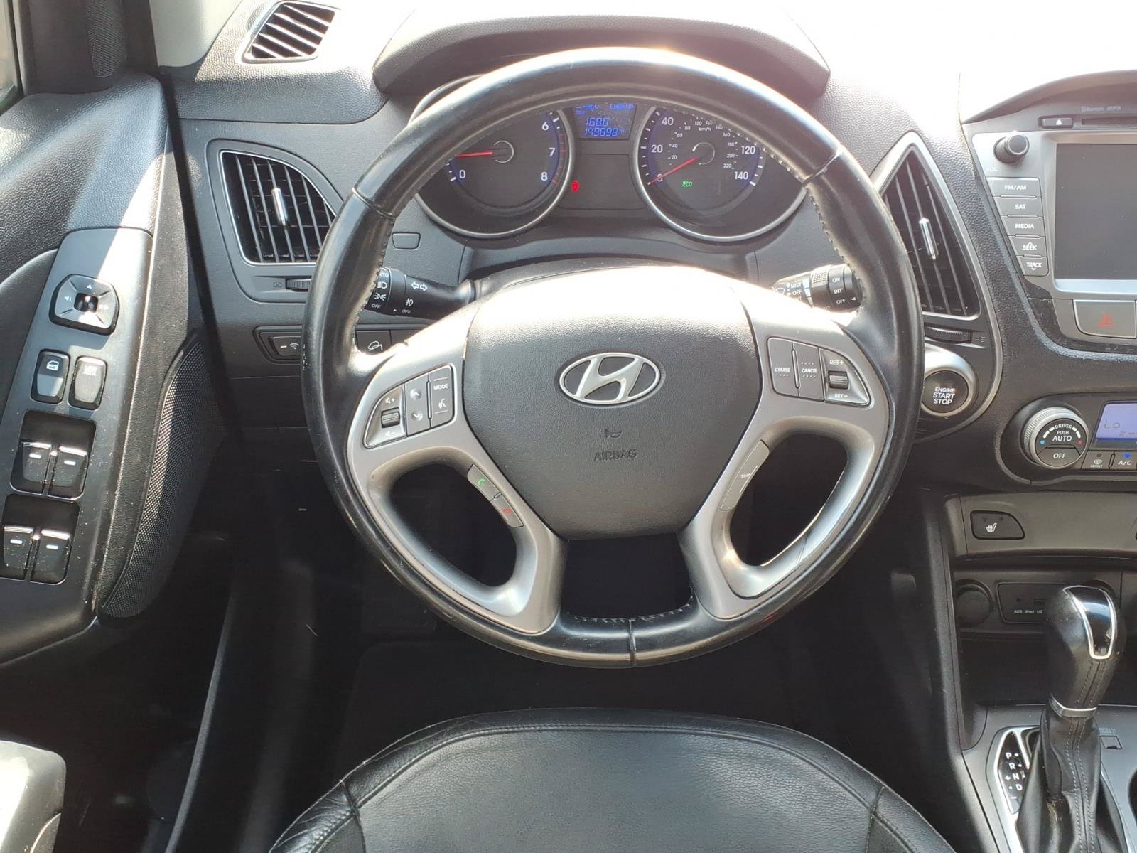 Used 2015 Hyundai Tucson Limited w/ Option Group 03 AWD/4WD image 5