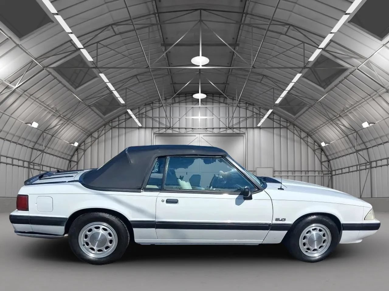 Used 1990 Ford Mustang LX RWD image 7